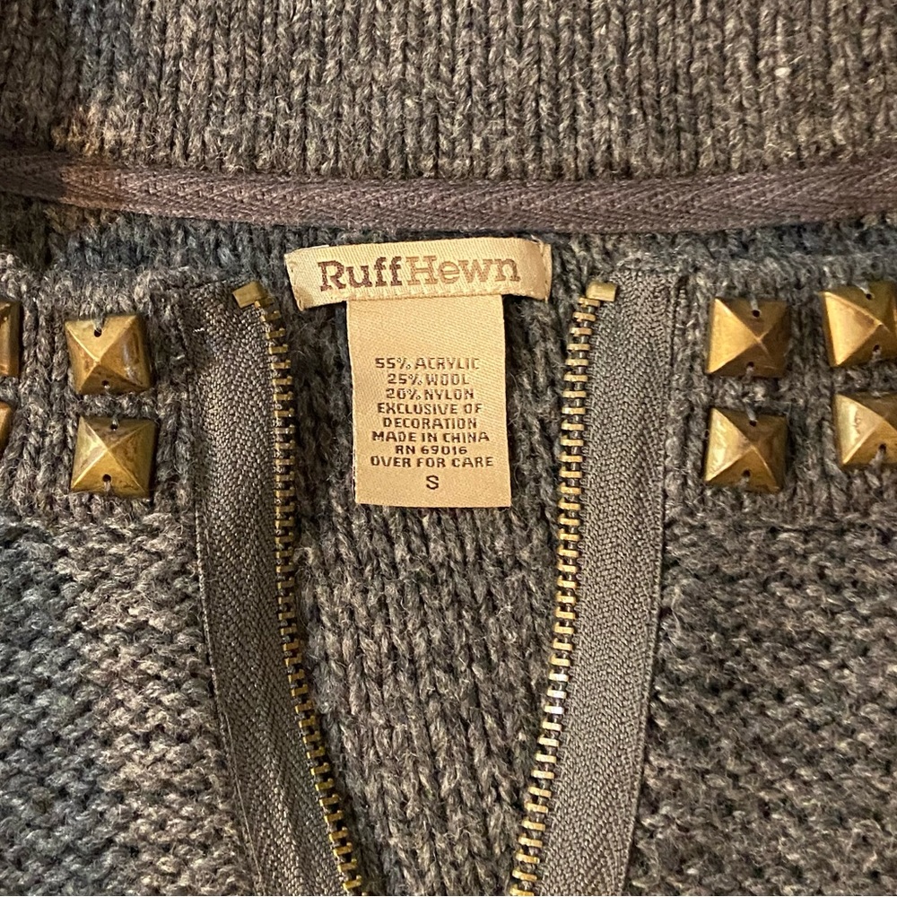 Gray Riveted Sweater - Picture 2 of 4